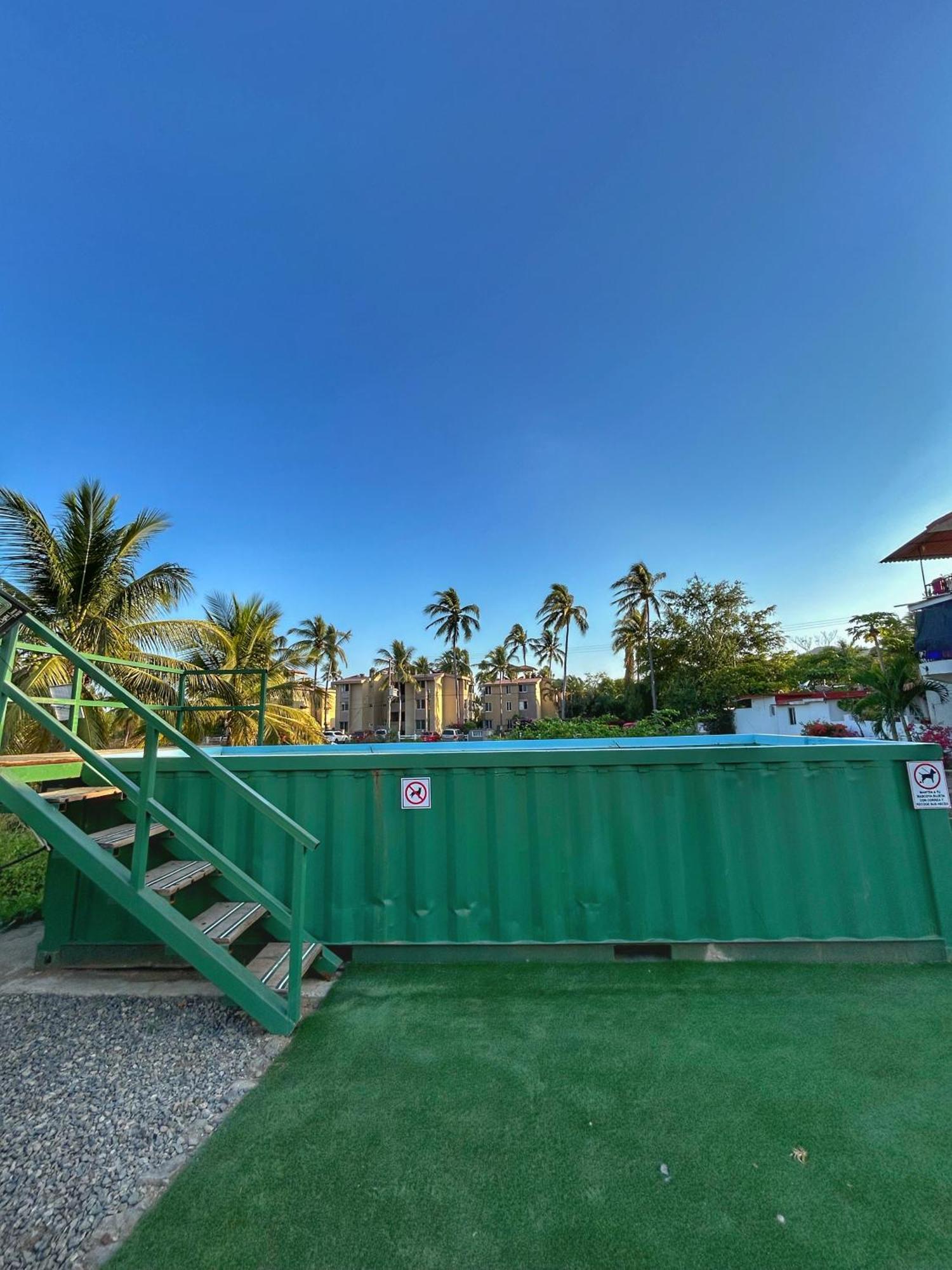 Yellow House 6 Minutos De Playa Барра-де-Навидад Экстерьер фото
